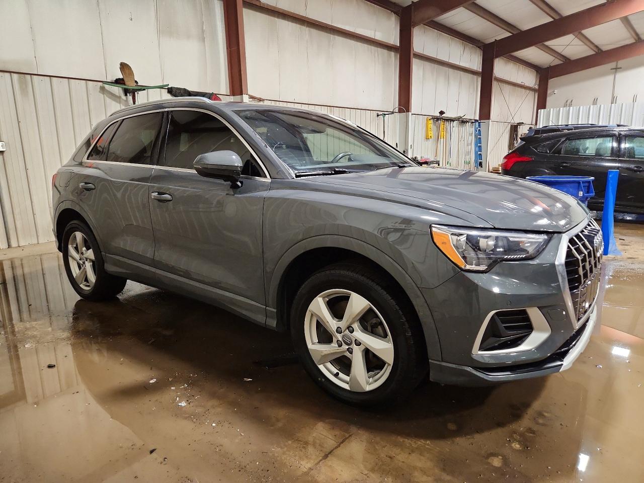 2020 AUDI Q3 quattro Premium