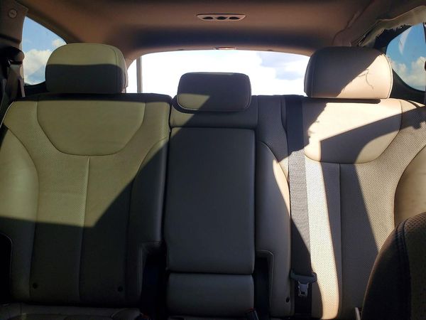 2022 HYUNDAI SANTA FE SEL w/ Premium Pkg