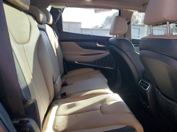2022 HYUNDAI SANTA FE SEL w/ Premium Pkg