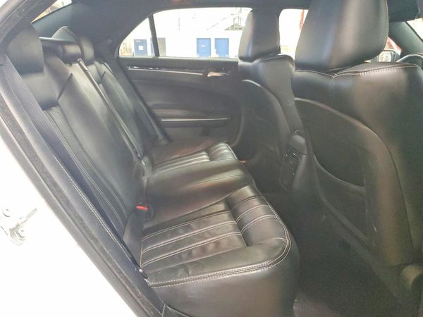 2017 CHRYSLER 300