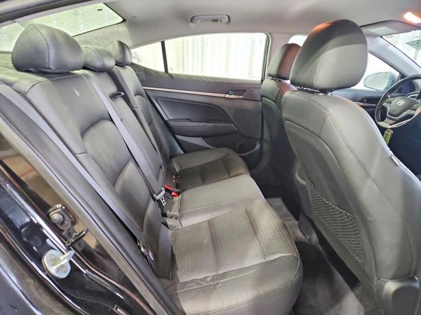 2017 HYUNDAI ELANTRA