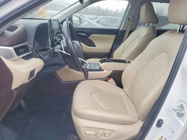 2022 TOYOTA HIGHLANDER
