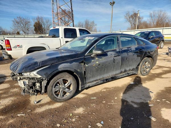 2021 KIA K5 LXS