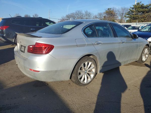 2016 BMW 528