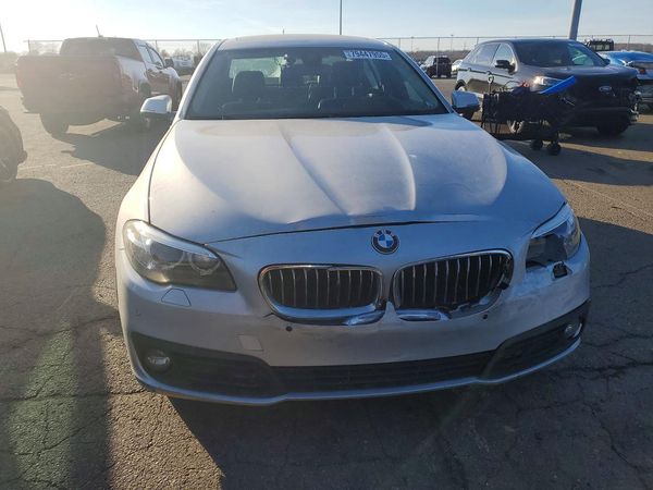 2016 BMW 528