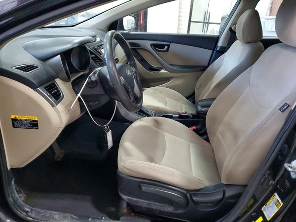 2016 HYUNDAI ELANTRA