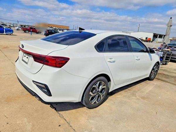 2021 KIA FORTE FE, LXS