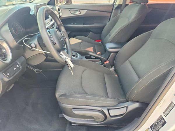 2021 KIA FORTE FE, LXS