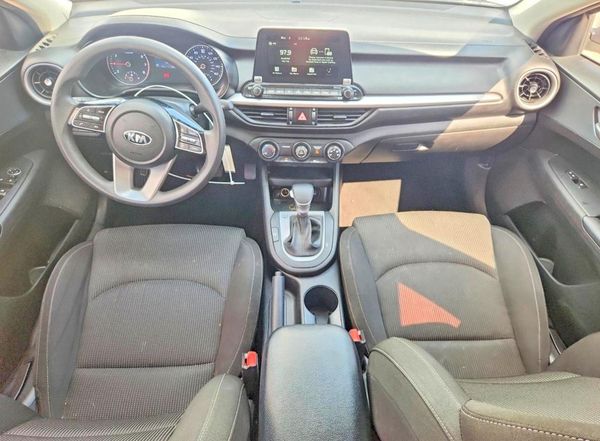 2021 KIA FORTE FE, LXS