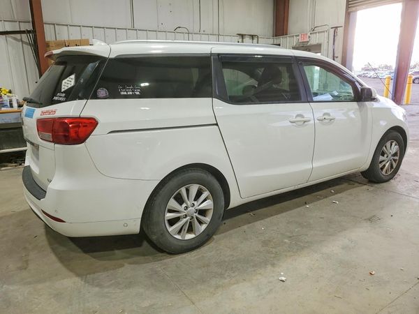 2017 KIA SEDONA LX
