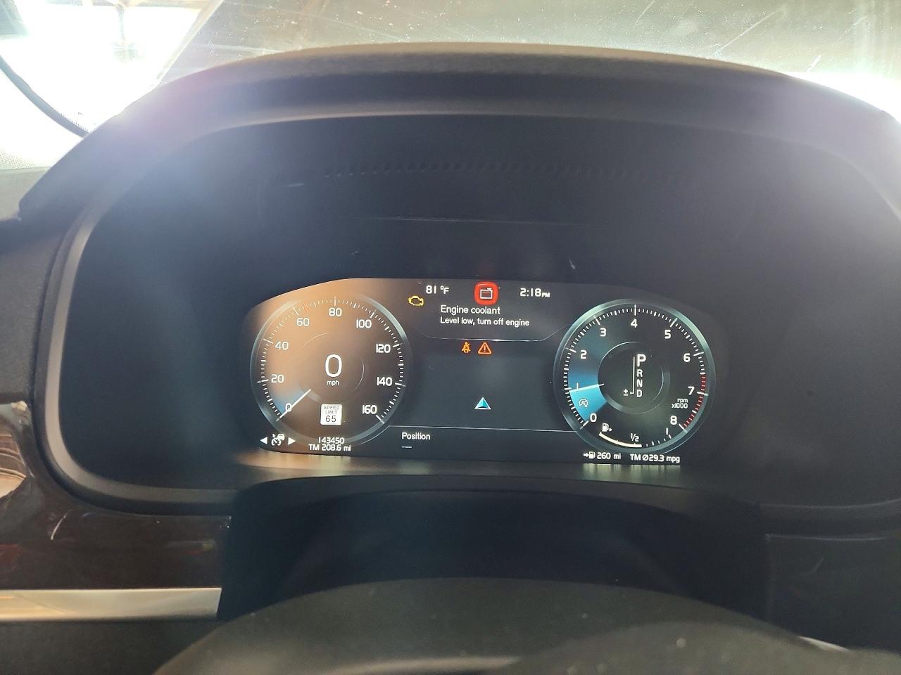 2017 VOLVO S90 Momentum