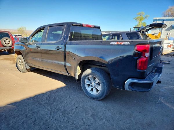 2023 CHEVROLET SILVERADO LT