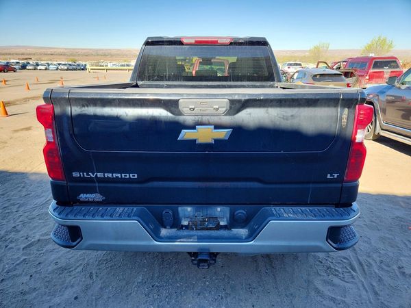 2023 CHEVROLET SILVERADO LT