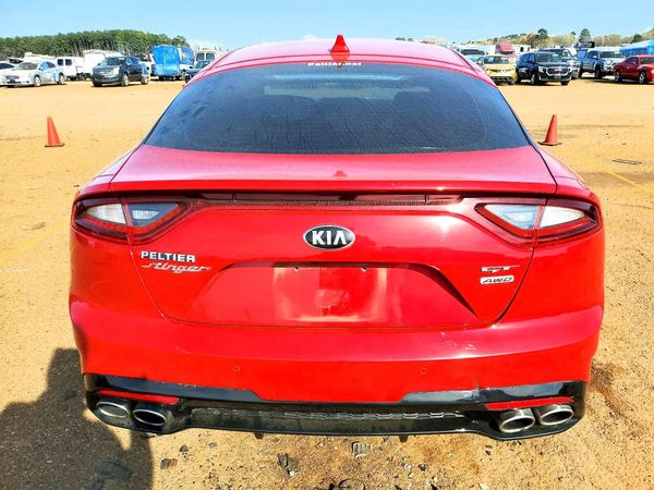 2018 KIA STINGER