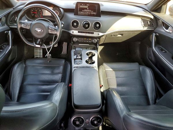2018 KIA STINGER