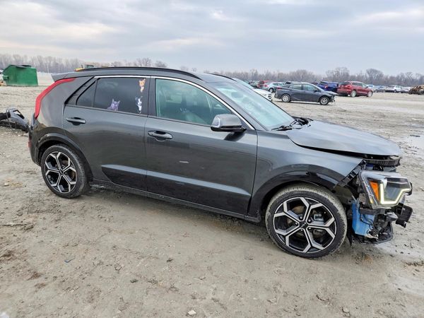 2023 KIA NIRO EX