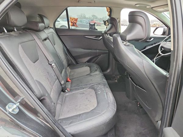 2023 KIA NIRO EX