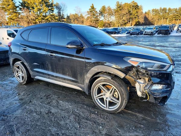 2017 HYUNDAI TUCSON