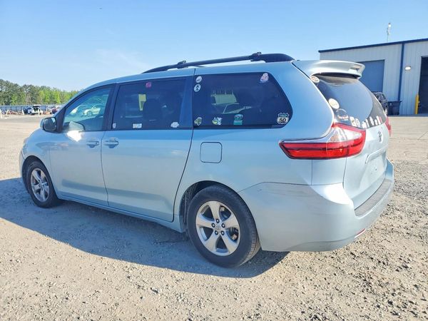 2016 TOYOTA SIENNA