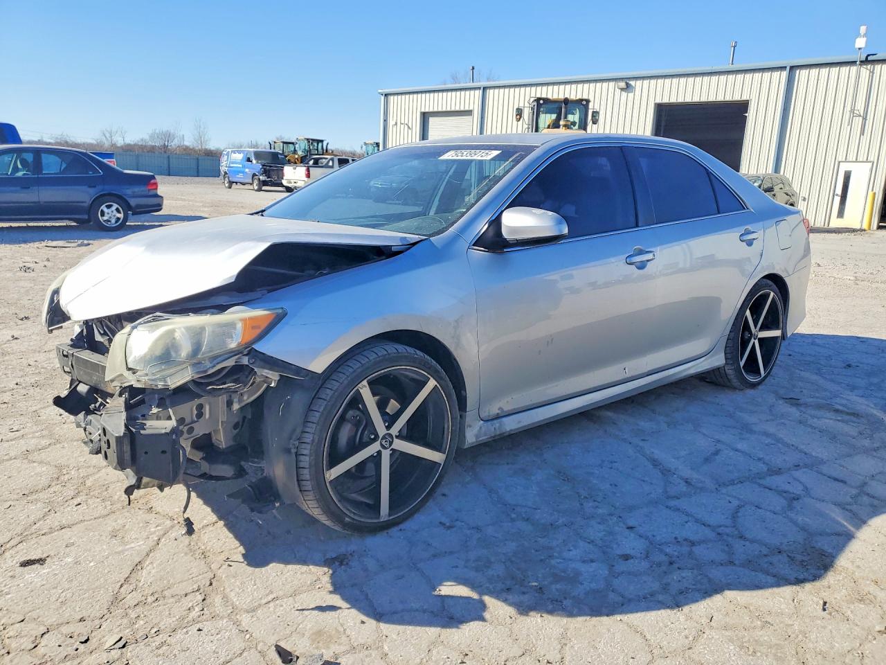 2014 TOYOTA CAMRY