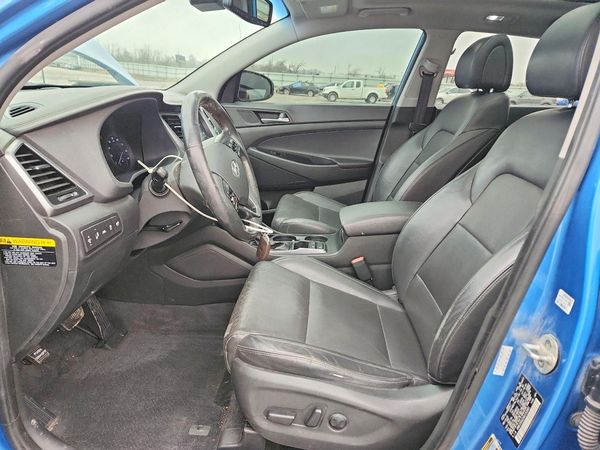 2016 HYUNDAI TUCSON