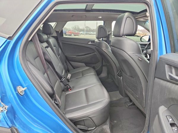2016 HYUNDAI TUCSON