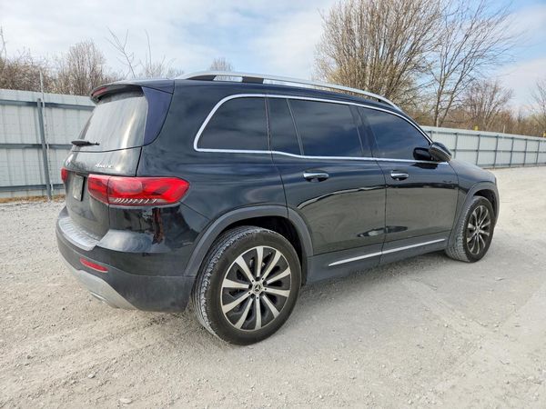 2021 MERCEDES-BENZ GLB GLB250-4M