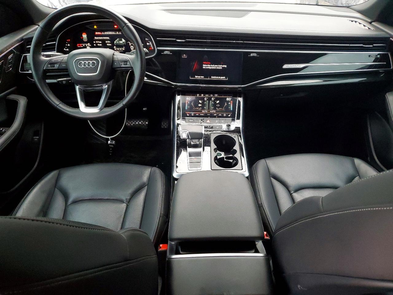 2023 AUDI Q8