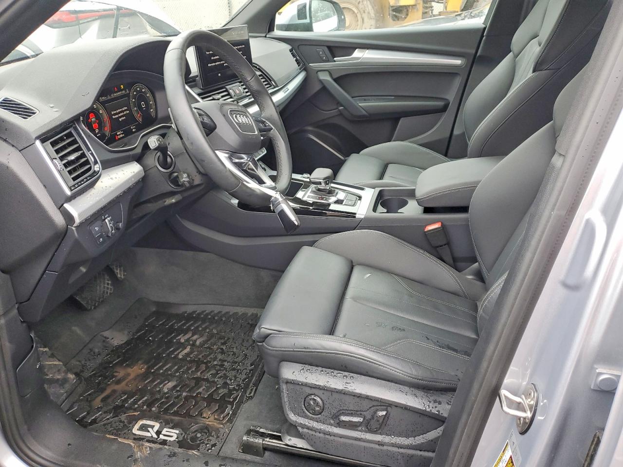 2025 AUDI Q5 S Line quattro Premium