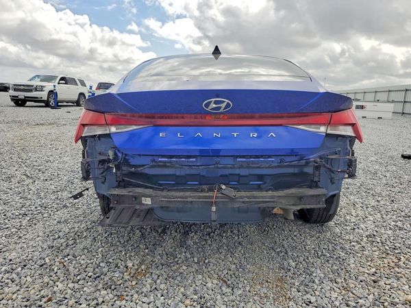 2021 HYUNDAI ELANTRA