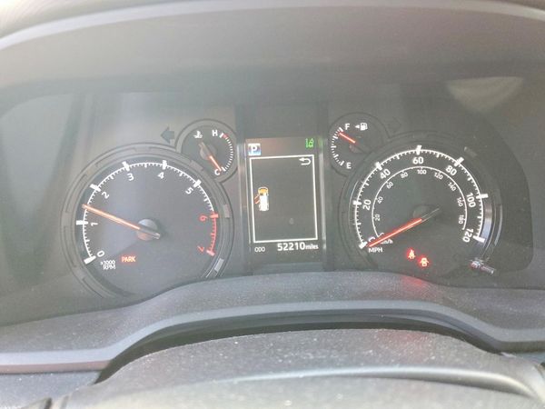 2022 TOYOTA 4RUNNER SR5