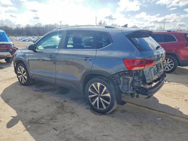 2022 VOLKSWAGEN TAOS