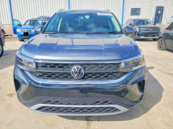 2022 VOLKSWAGEN TAOS