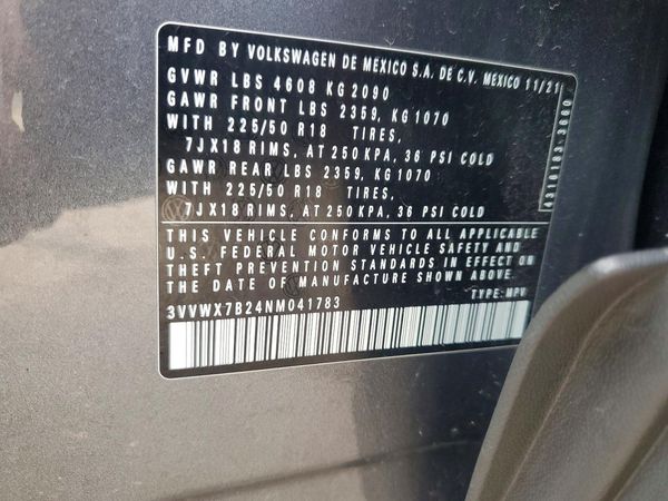 2022 VOLKSWAGEN TAOS