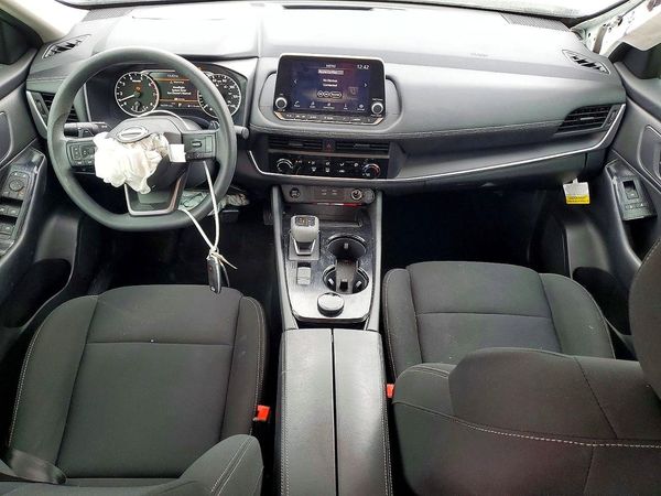 2027 NISSAN ROGUE S — CKPT