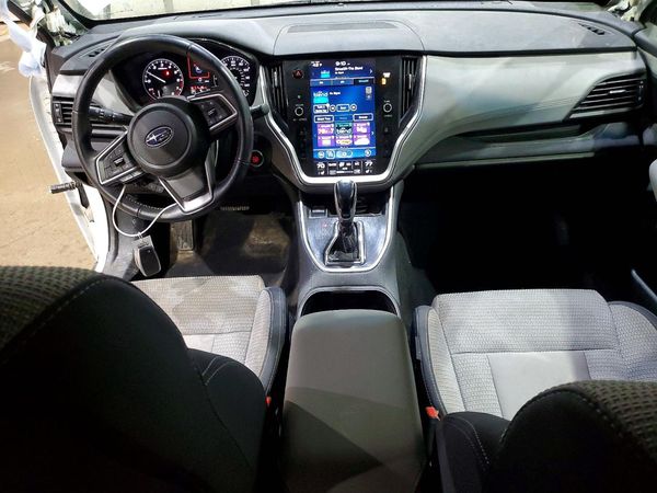 2022 SUBARU OUTBACK Premium