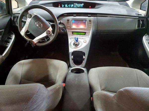 2014 TOYOTA PRIUS