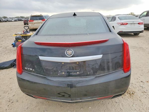 2015 CADILLAC XTS Luxury
