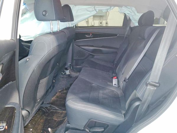 2019 KIA SORENTO L, LX, S