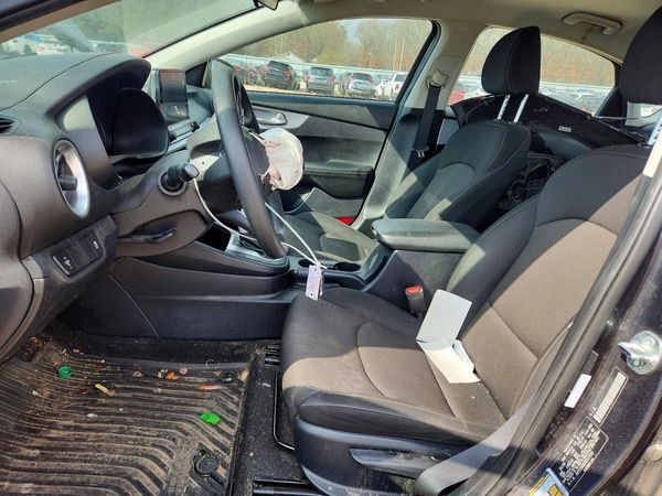 2024 KIA FORTE