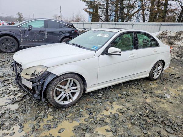 2014 MERCEDES-BENZ C C300 4 MATIC