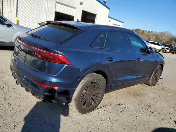 2025 AUDI SQ8 quattro Prestige