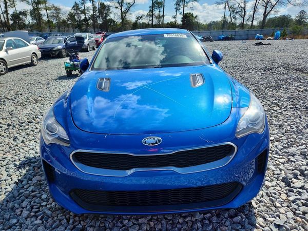 2019 KIA STINGER