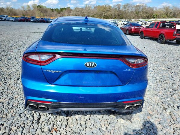 2019 KIA STINGER