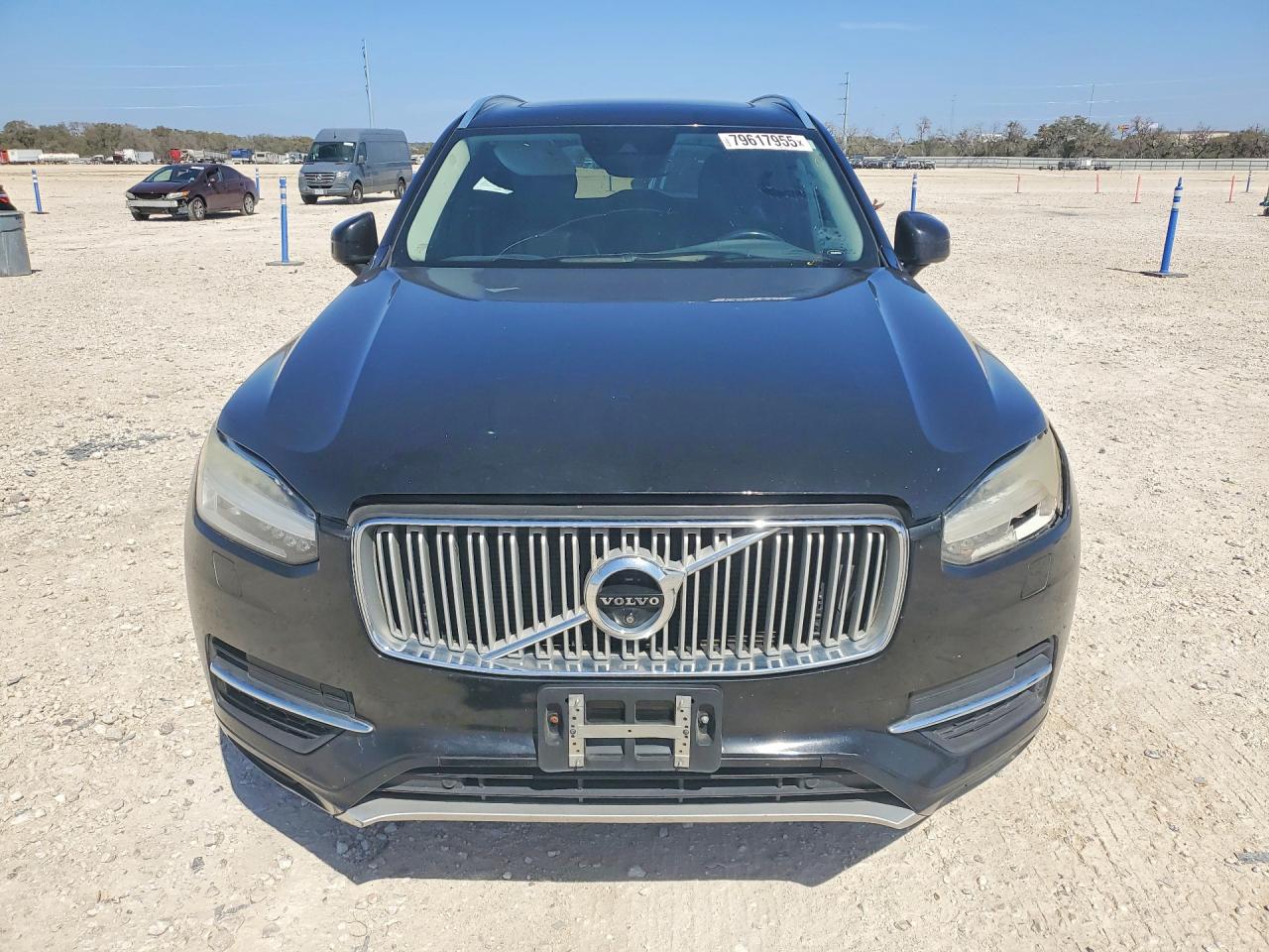 2016 VOLVO XC90