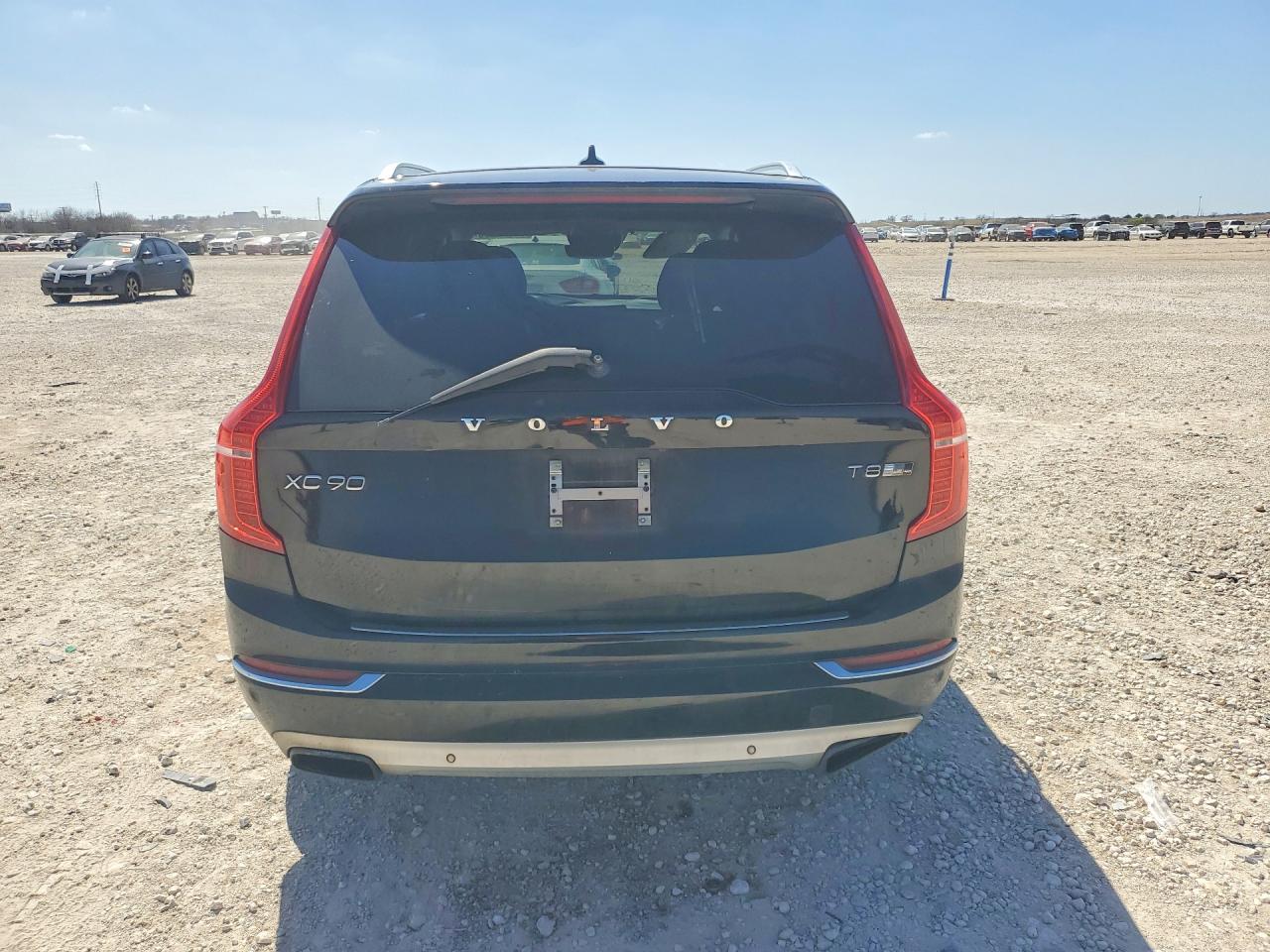 2016 VOLVO XC90