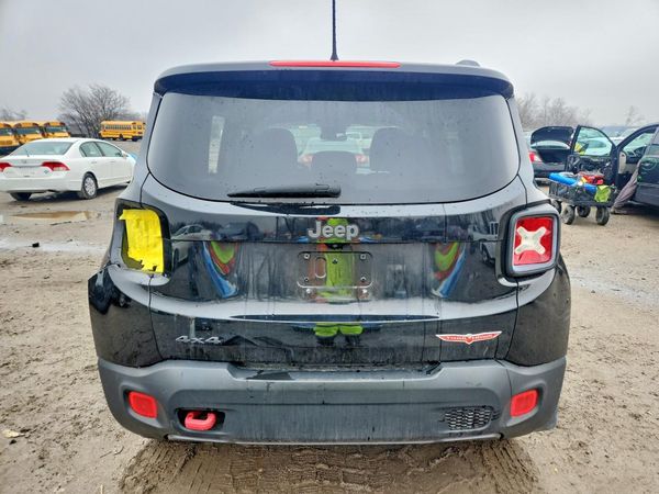 2015 JEEP RENEGADE TRAILHAWK 4X4