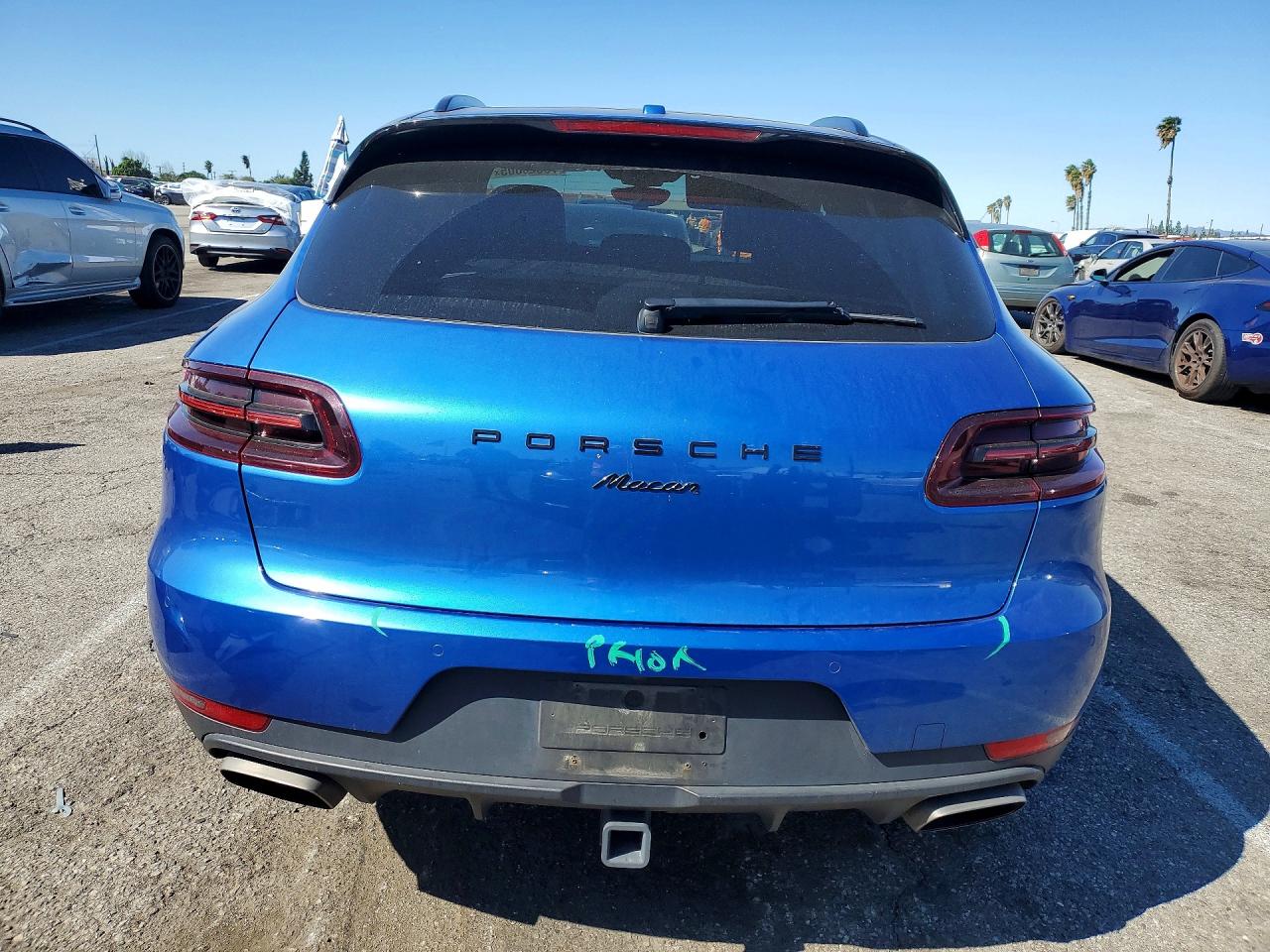2018 PORSCHE MACAN
