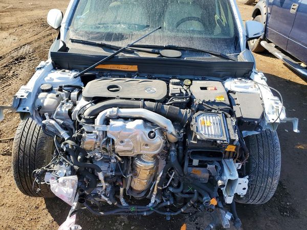 2025 MERCEDES-BENZ GLB GLB250 4MATIC