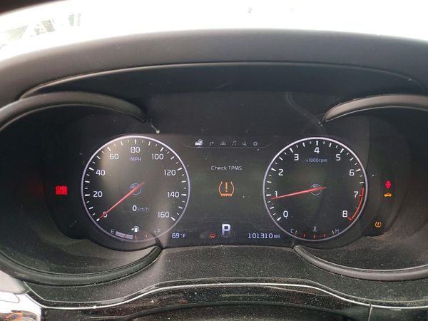 2015 KIA K900 KH